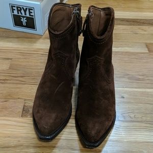 Frye Short Boots 5.5M